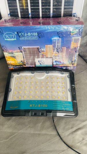 100W Outdoor/Indoor Solar Flood Light 